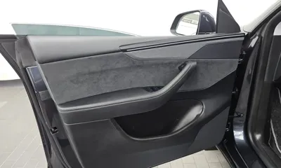 Tesla Model Y 2025, 13160 км, за 41628.69 USD - фото 24