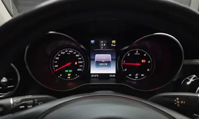 Mercedes-Benz GLC-Class 2018, 120178 км, за 15742.92 USD - фото 8