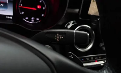Mercedes-Benz GLC-Class 2018, 120178 км, за 15742.92 USD - фото 9