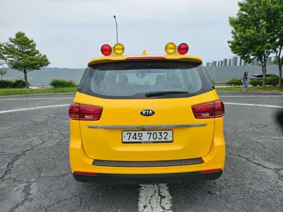 Kia Canival 2019, 49282 км, за 8527.24 USD