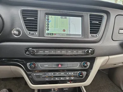 Kia Canival 2019, 49282 км, за 8527.24 USD - фото 12