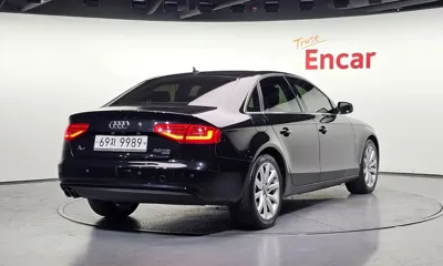 Audi A4 2014, 233384 км, за 2925.31 USD