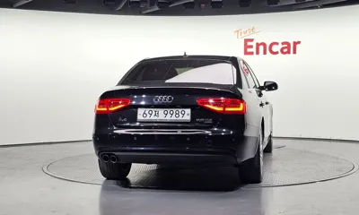 Audi A4 2014, 233384 км, за 2925.31 USD