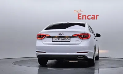 Hyundai Sonata 2017, 69101 км, за 8205.33 USD