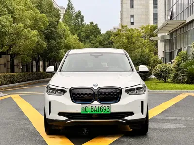 BMW iX3 2021, 80000 км, за 16178.21 USD