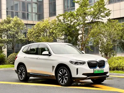 BMW iX3 2021, 80000 км, за 16178.21 USD