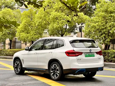 BMW iX3 2021, 80000 км, за 16178.21 USD - фото 13