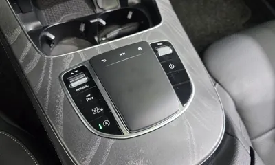 Mercedes-Benz E-Class 2022, 34646 км, за 28554.55 USD - фото 18