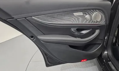 Mercedes-Benz E-Class 2022, 34646 км, за 28554.55 USD - фото 25