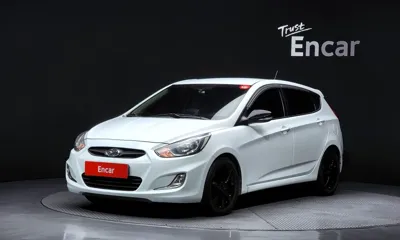 Hyundai Accent · 2011 год