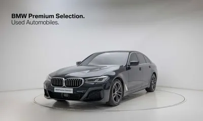 BMW 5-Series · 2023 год