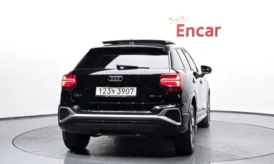 Audi Q2 2023, 22659 км, за 23828.28 USD