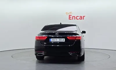 Kia K9 2016, 136983 км, за 7267.92 USD