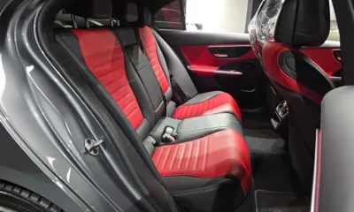 Mercedes-Benz C-Class 2022, 58091 км, за 25590.93 USD - фото 11