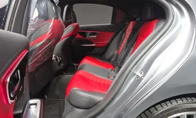 Mercedes-Benz C-Class 2022, 58091 км, за 25590.93 USD - фото 12
