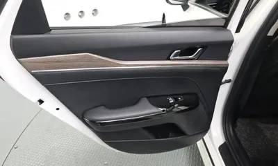Kia K5 2020, 98845 км, за 10423.46 USD - фото 25