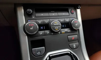 Land Rover Range Rover Evoque 2013, 123064 км, за 5748.26 USD - фото 15