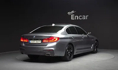 BMW 5-Series 2018, 66442 км, за 18434.09 USD