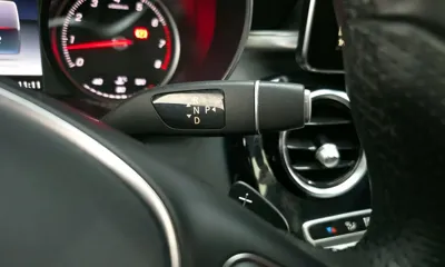 Mercedes-Benz C-Class 2017, 32952 км, за 14212.07 USD - фото 9
