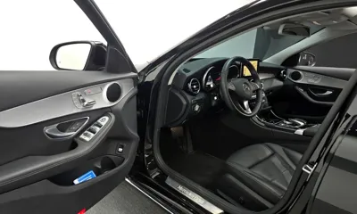 Mercedes-Benz C-Class 2017, 32952 км, за 14212.07 USD - фото 11