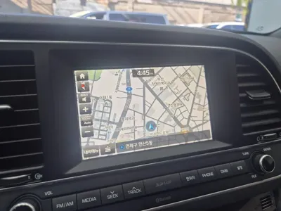 Hyundai Avante 2016, 114056 км, за 5185.77 USD - фото 6
