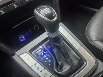 Hyundai Avante 2016, 114056 км, за 5185.77 USD - фото 8