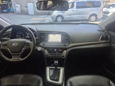 Hyundai Avante 2016, 114056 км, за 5185.77 USD - фото 11