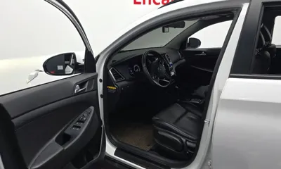 Hyundai Tucson 2017, 46121 км, за 10108.97 USD - фото 10