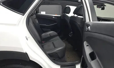 Hyundai Tucson 2017, 46121 км, за 10108.97 USD - фото 11