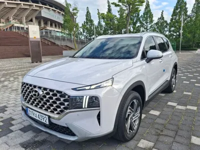 Hyundai Santafe 2022, 60630 км, за 15302.46 USD