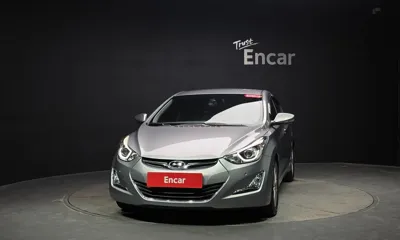Hyundai Avante 2016, 64616 км, за 5081.44 USD