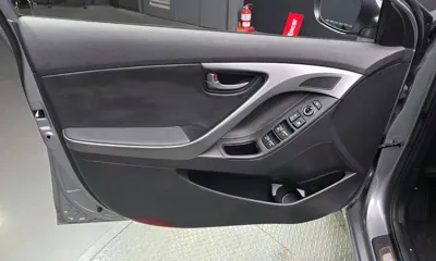 Hyundai Avante 2016, 64616 км, за 5081.44 USD - фото 24