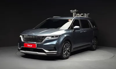 Kia Canival · 2021 год