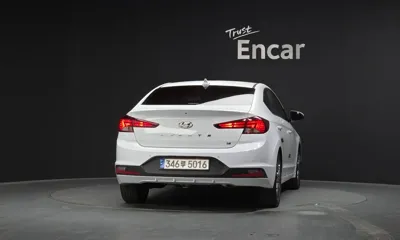 Hyundai Avante 2020, 24448 км, за 7866.21 USD