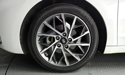 Hyundai Avante 2020, 24448 км, за 7866.21 USD