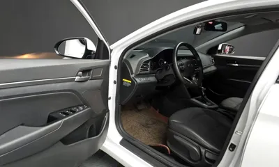 Hyundai Avante 2020, 24448 км, за 7866.21 USD - фото 11