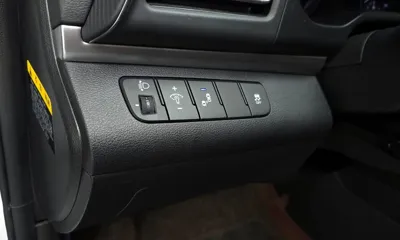 Hyundai Avante 2020, 24448 км, за 7866.21 USD - фото 20