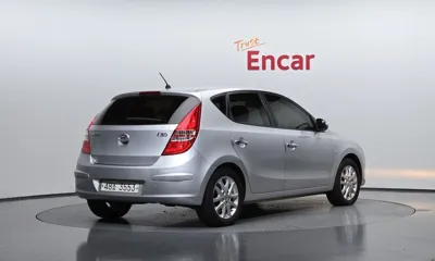 Hyundai i30 2010, 90370 км, за 2430.37 USD