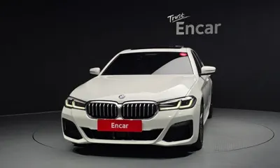 BMW 5-Series 2022, 65080 км, за 22990.01 USD