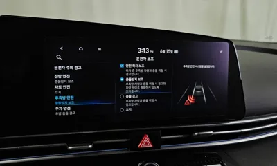 Hyundai Avante 2021, 101995 км, за 10831.04 USD - фото 16