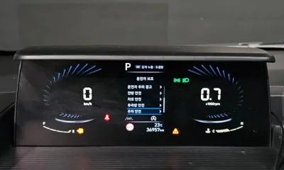 Hyundai Staria 2022, 36957 км, за 15731.65 USD - фото 8