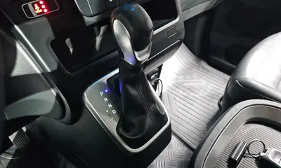Hyundai Staria 2022, 36957 км, за 15731.65 USD - фото 9
