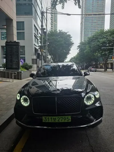 Bentley Bentayga 2025, 8000 км, за 169017.69 USD - фото 2