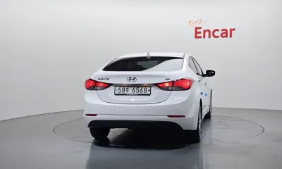 Hyundai Avante 2014, 77976 км, за 4791.91 USD