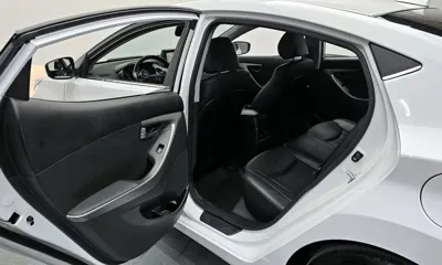 Hyundai Avante 2014, 77976 км, за 4791.91 USD - фото 11