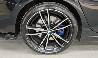 BMW 3-Series 2019, 149878 км, за 18234.54 USD