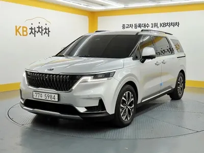 Kia Canival · 2021 год