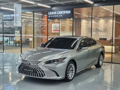 Lexus ES · 2026 год