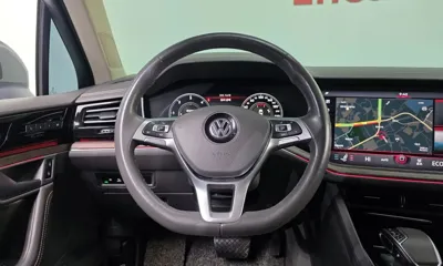 Volkswagen Touareg 2020, 123677 км, за 24182.36 USD - фото 15