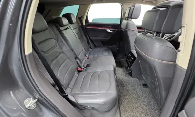 Volkswagen Touareg 2020, 123677 км, за 24182.36 USD - фото 19